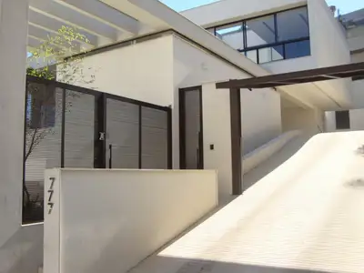 Residência no Condomínio Riviera - 6