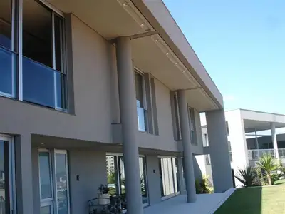 Construtora Tratenge - Residência Belvedere - MG - 4